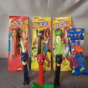 Pez "SUPERHERO'S" Wonder Woman, Bat Man, Spider Man...